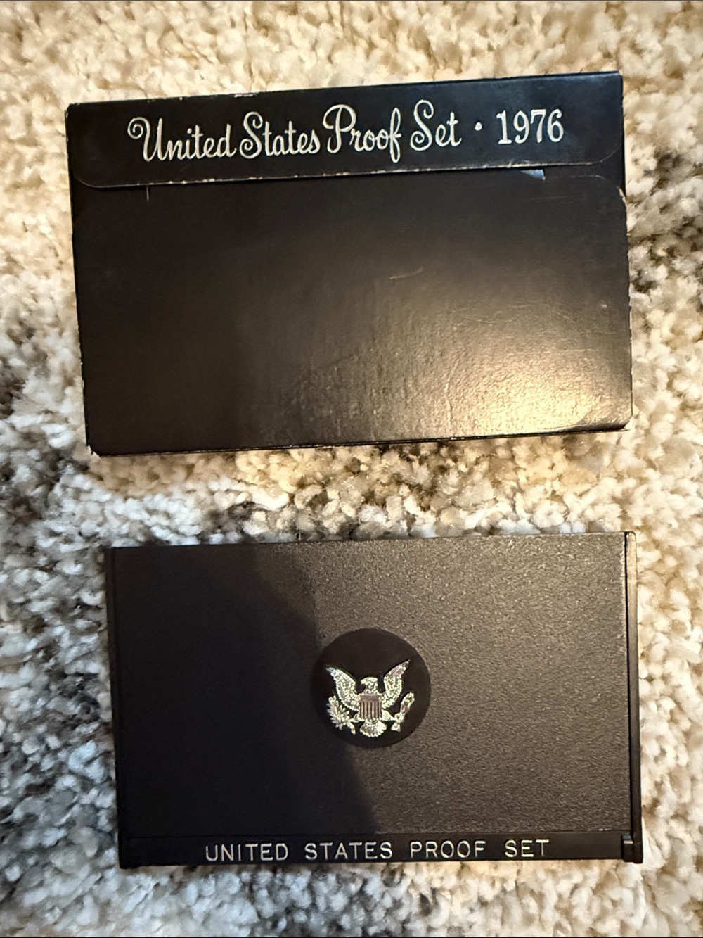 United States Proof Set 1976 - Mint Coin Set with Display - Picture 2 of 2